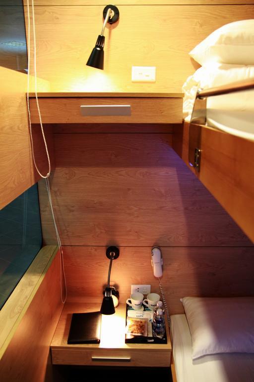 Vatc Sleep Pod Terminal 2 Hotell Noi Bai Eksteriør bilde